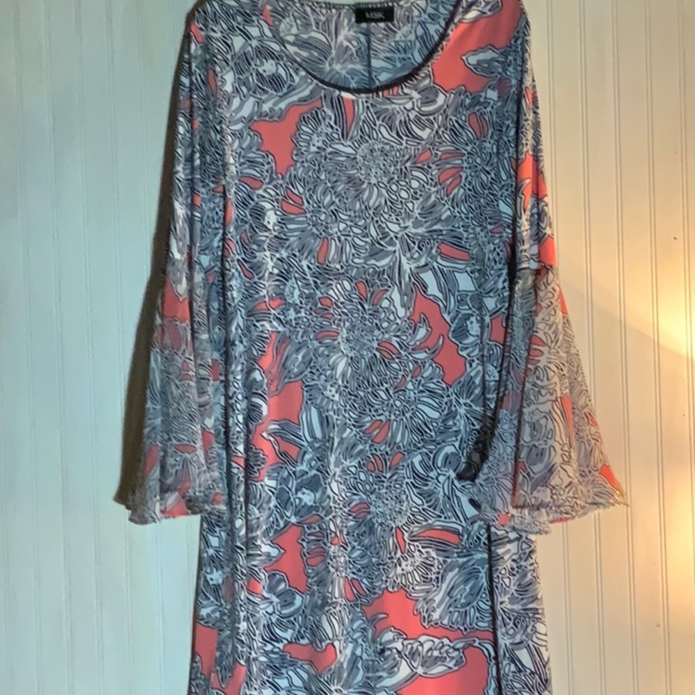 Women’s MSK floral knit dress with flutter sleeves.